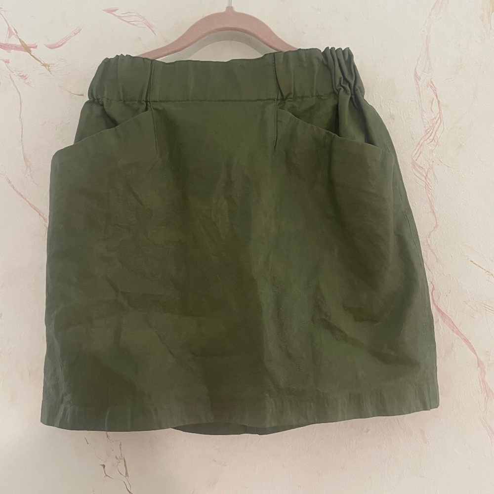 Zara XS olive green faux leather skirt